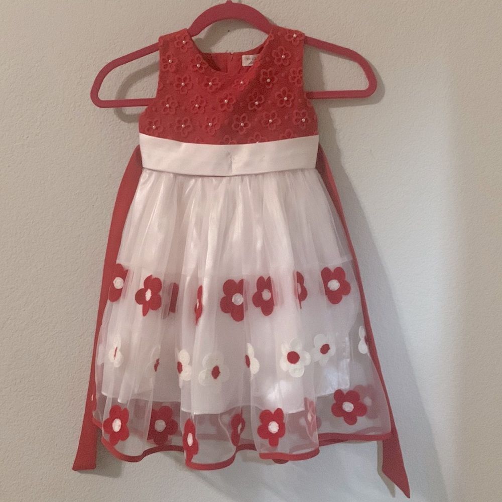 (3 dresses for $50) RICHIE HOUSE Cream and Red Embroidered Floral Dress